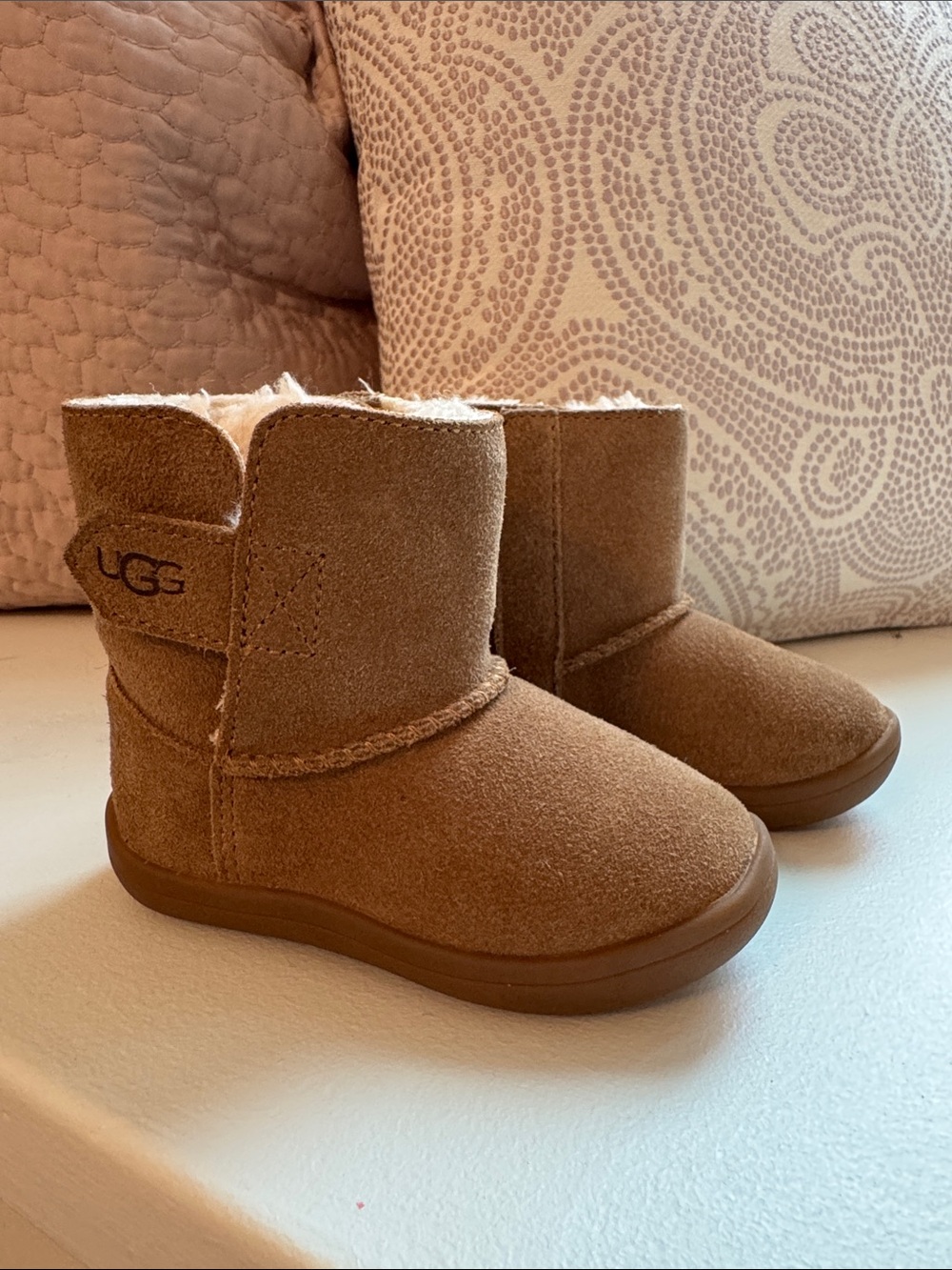 UGG Kids (Toddler) Chestnut Suede Shearling-Lined Booties